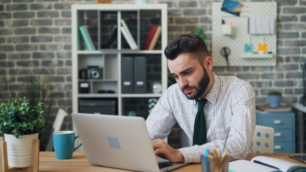 What Are the Challenges Faced by UK-based Entrepreneurs When Starting a Business?
